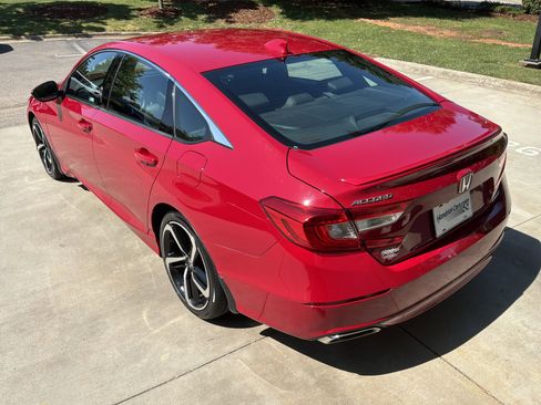 Used 2019 Honda Accord Sport image 8