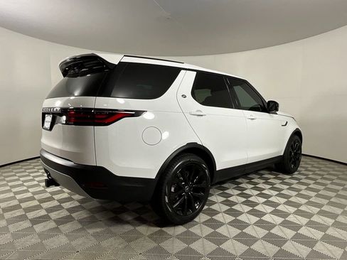New 2026 Land Rover Discovery S AWD/4WD image 2