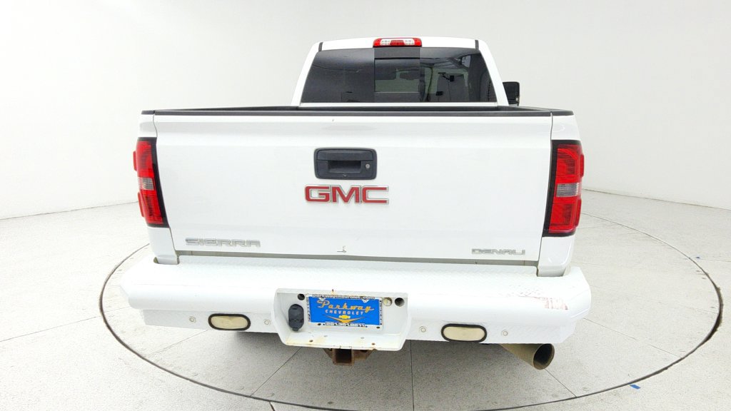 Used 2015 GMC Sierra 2500 Denali w/ Duramax Plus Package AWD/4WD image 6