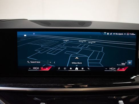 New 2026 BMW X6 xDrive40i w/ Premium Package image 14