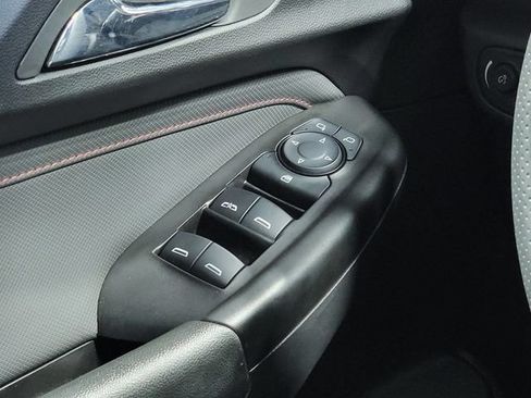 Used 2023 Chevrolet TrailBlazer RS AWD/4WD image 24