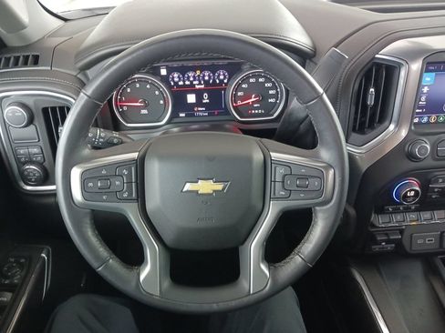 Used 2022 Chevrolet Silverado 2500 LTZ w/ LTZ Premium Package RWD image 17