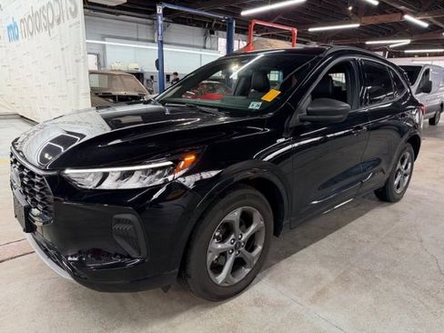 Used 2023 Ford Escape ST-Line w/ Tech Pack #1 image 1