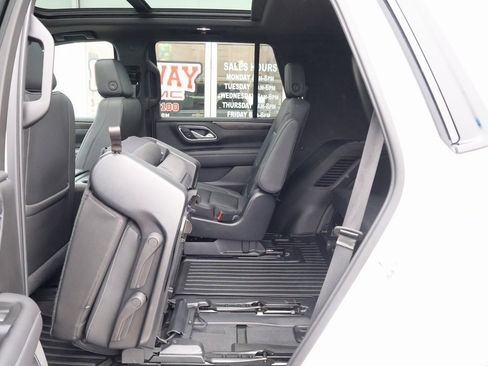 Used 2022 Chevrolet Tahoe Z71 w/ Luxury Package image 29