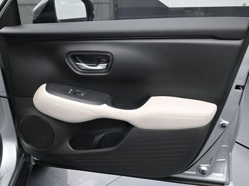 New 2026 Honda HR-V LX image 21