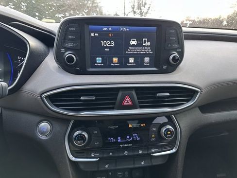 Used 2020 Hyundai Santa Fe SEL image 15