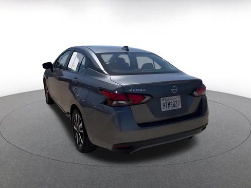Used 2025 Nissan Versa SV FWD image 11