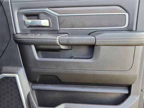 Used 2025 RAM 2500 Laramie w/ Night Edition image 30