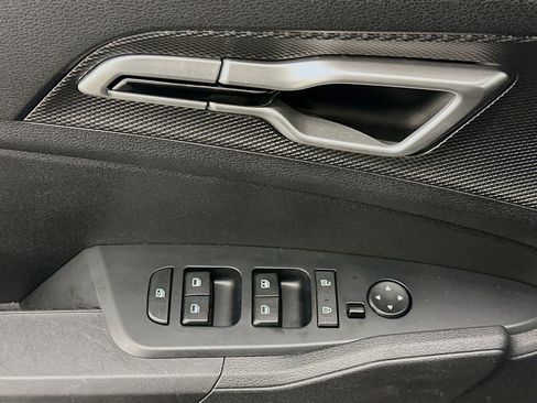 Used 2025 Kia Sportage LX image 15