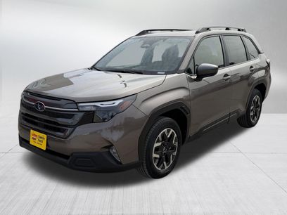 Used 2025 Subaru Forester Premium w/ Convenience Package #1