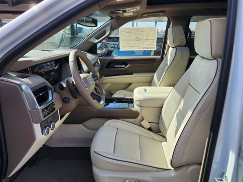 New 2026 GMC Yukon XL Denali w/ Sun & Power Step Package image 15