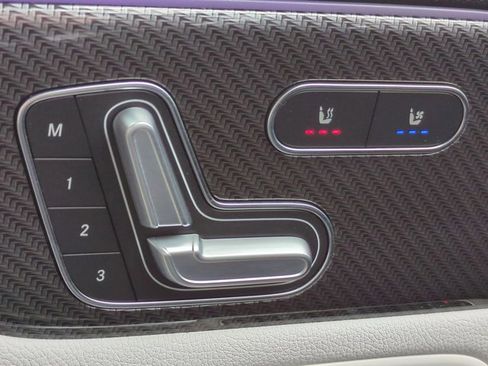 Certified 2022 Mercedes-Benz GLA 250 4MATIC image 22