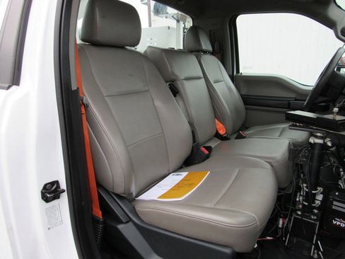 Used 2020 Ford F550 2WD Regular Cab Super Duty image 12