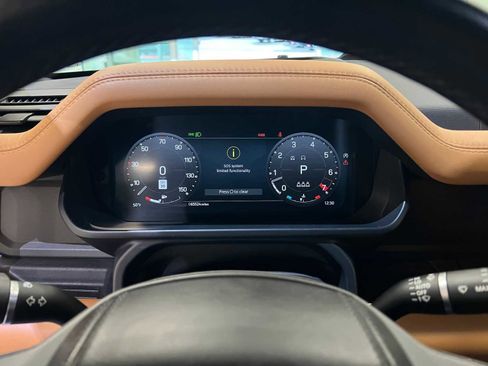 Used 2023 Land Rover Defender 110 X image 18