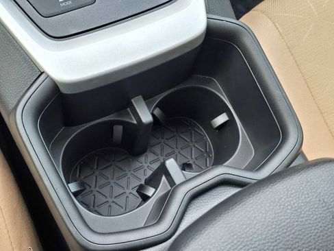 Certified 2025 Toyota RAV4 XLE image 20