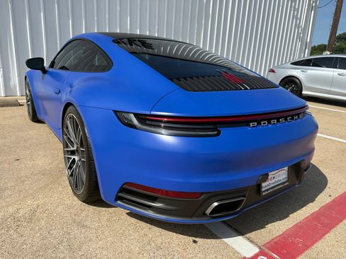 Used 2021 Porsche 911 Carrera RWD image 4