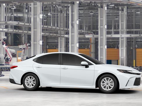 New 2026 Toyota Camry LE w/ Convenience Package FWD image 13