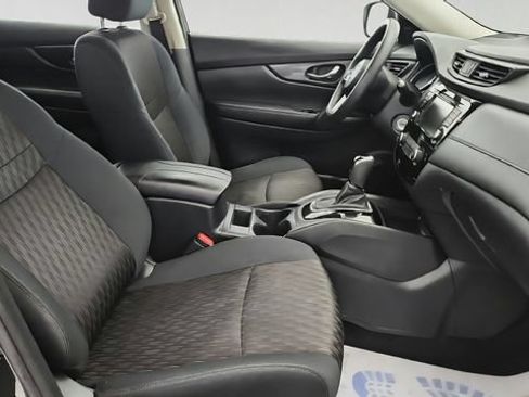 Used 2018 Nissan Rogue S AWD/4WD image 22