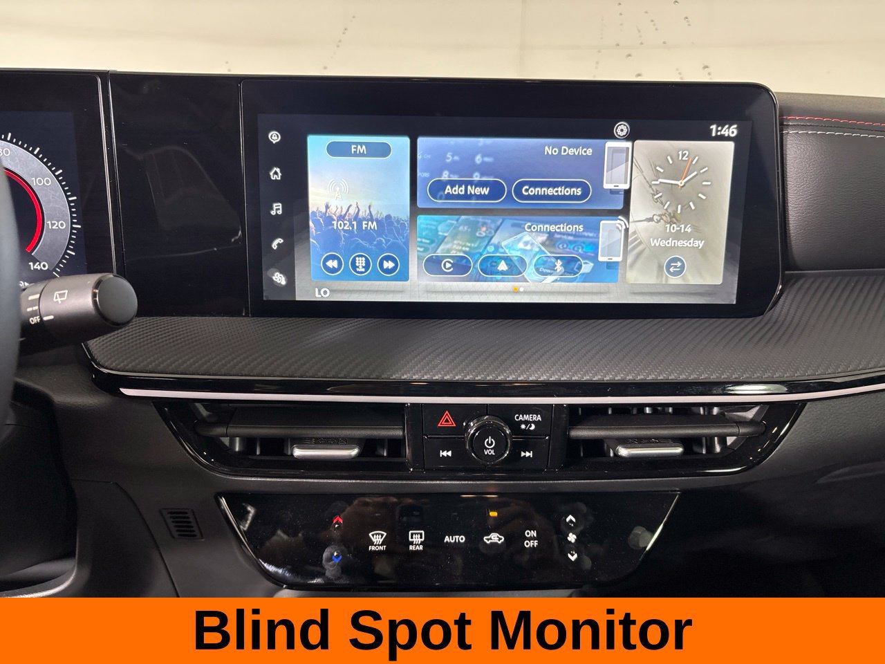 Used 2025 Nissan Kicks SR AWD/4WD image 16