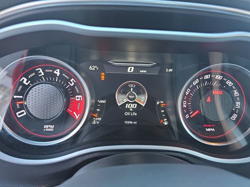 Used 2016 Dodge Challenger SRT w/ Technology Group image 21