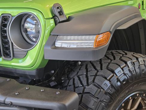 New 2025 Jeep Wrangler Unlimited Rubicon w/ Safety Group AWD/4WD image 5