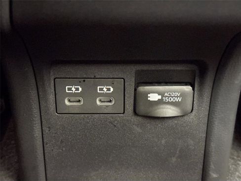 Certified 2025 Toyota Prius Plug-In Hybrid FWD image 32