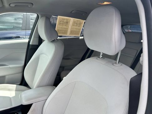 Used 2024 Hyundai Kona SEL AWD/4WD image 20