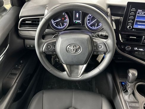 Used 2024 Toyota Camry SE image 13