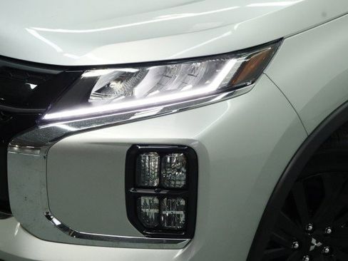 New 2026 Mitsubishi Outlander Sport LE AWD/4WD image 2