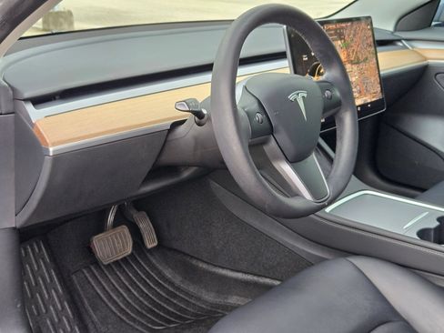 Used 2023 Tesla Model 3 Standard Range RWD image 12