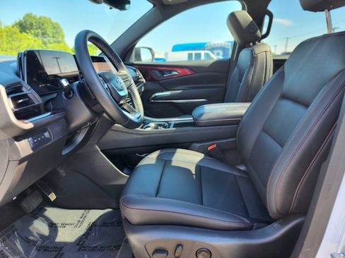 Used 2026 Chevrolet Traverse Z71 w/ Driver Confidence Package AWD/4WD image 20