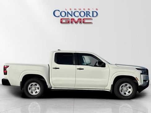 Used 2022 Nissan Frontier S image 3