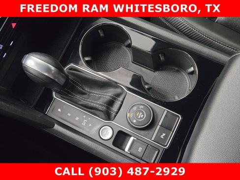 Used 2022 Volkswagen Atlas Cross Sport SE AWD/4WD image 14