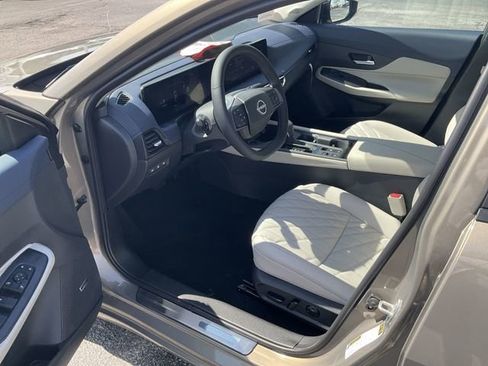 New 2026 Nissan Sentra SL w/ Floor Mat Package FWD image 10