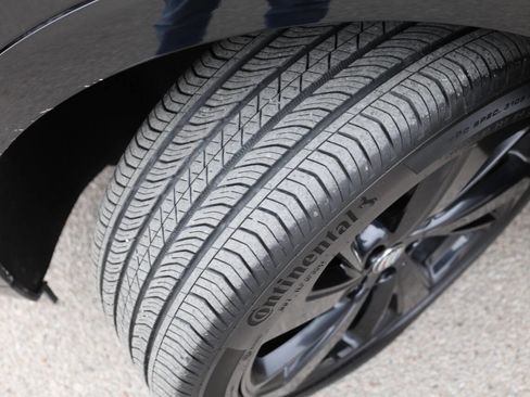 Used 2024 Buick Envision Sport Touring image 25