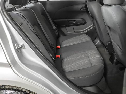 Used 2016 Chevrolet Sonic LT image 38