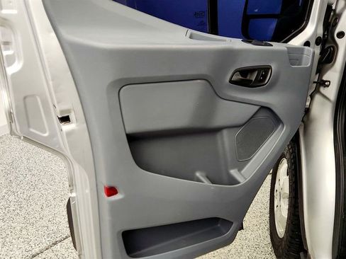 Used 2018 Ford Transit 350 XLT image 10