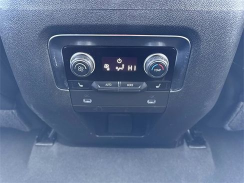 Used 2022 Chevrolet Tahoe RST w/ Luxury Package image 19