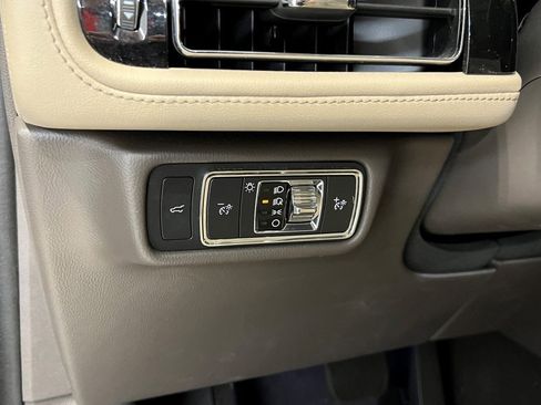 Used 2022 Lincoln Aviator Reserve w/ Elements Package Plus image 36