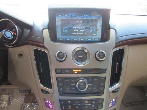 Used 2012 Cadillac CTS Premium RWD image 17