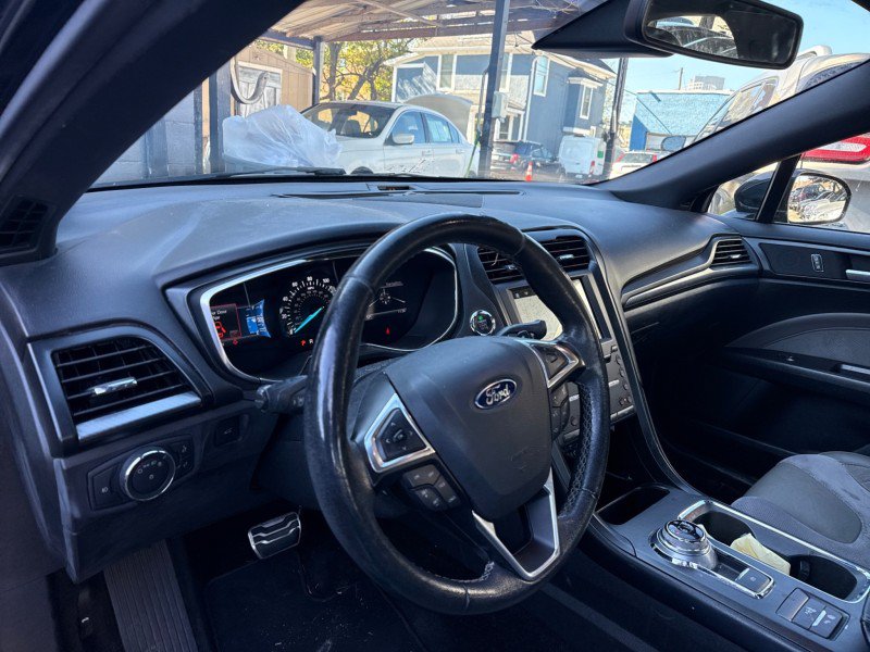 Used 2017 Ford Fusion Sport w/ Equipment Group 401A AWD/4WD image 15