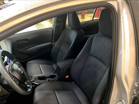 Used 2024 Toyota Corolla LE image 10