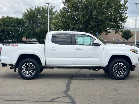 Certified 2023 Toyota Tacoma TRD Sport AWD/4WD image 3