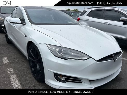 Used 2013 Tesla Model S Performance RWD image 5