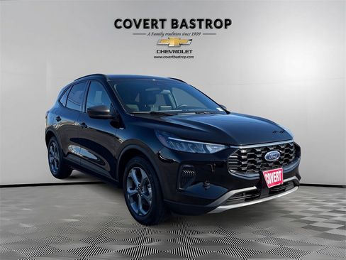 Used 2025 Ford Escape ST-Line image 7