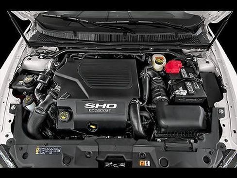 Used 2019 Ford Taurus SHO image 55