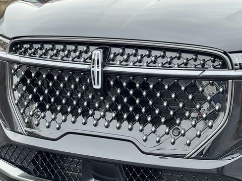 New 2026 Lincoln Nautilus Reserve w/ Jet Appearance Package image 36