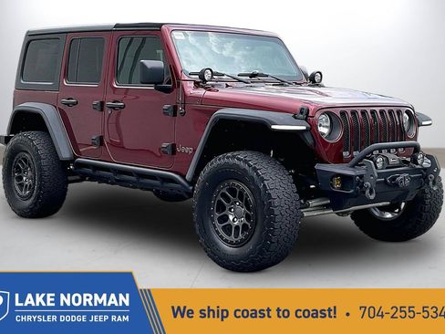 Used 2021 Jeep Wrangler Unlimited Rubicon w/ Xtreme Recon 35" Tire Package AWD/4WD image 1