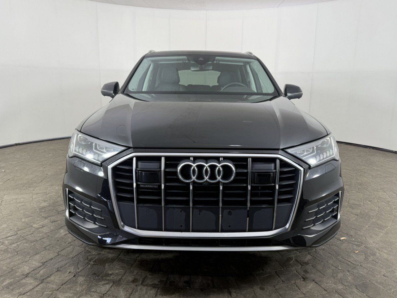 Used 2023 Audi Q7 2.0T Premium Plus w/ Premium Plus Package AWD/4WD image 2