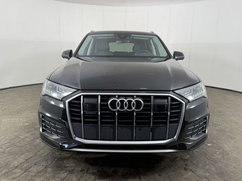 Used 2023 Audi Q7 2.0T Premium Plus w/ Premium Plus Package AWD/4WD image 2